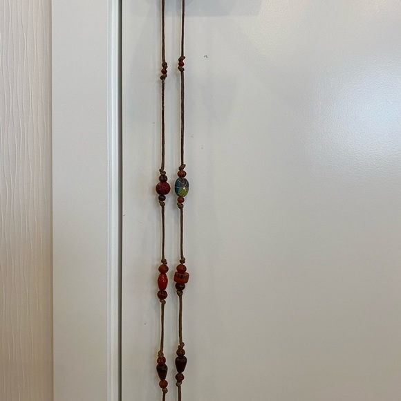 Necklace made with leather & stones - Picture 2 of 4